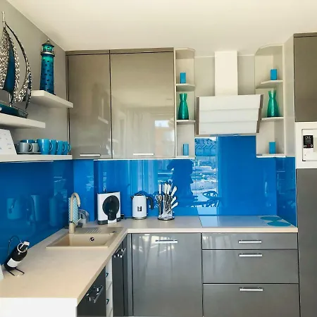 Elegance Blue